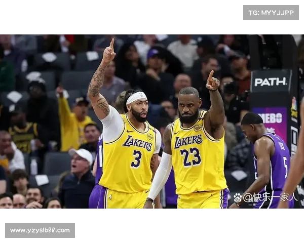 湖人大胜独行侠,詹姆斯与戴维斯双双出色 湖人大胜独行侠,詹姆斯与戴维斯双双出色