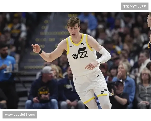 震惊!小绿屋首轮失利,菲利波夫斯基与亲友团失望离场,美女温馨拥抱安慰 震惊!小绿屋首轮失利,菲利波夫斯基与亲友团失望离场,美女温馨拥抱安慰